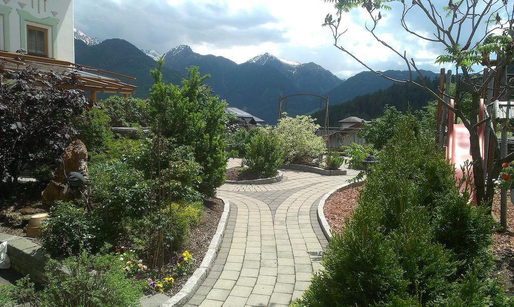 Hotel Garni Romantika Serfaus Exterior foto